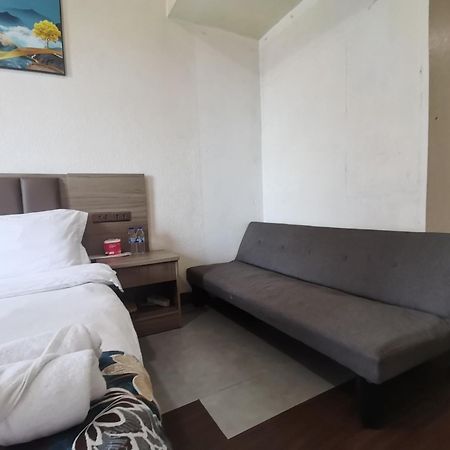 Passion Makati Apart otel Makati City Dış mekan fotoğraf
