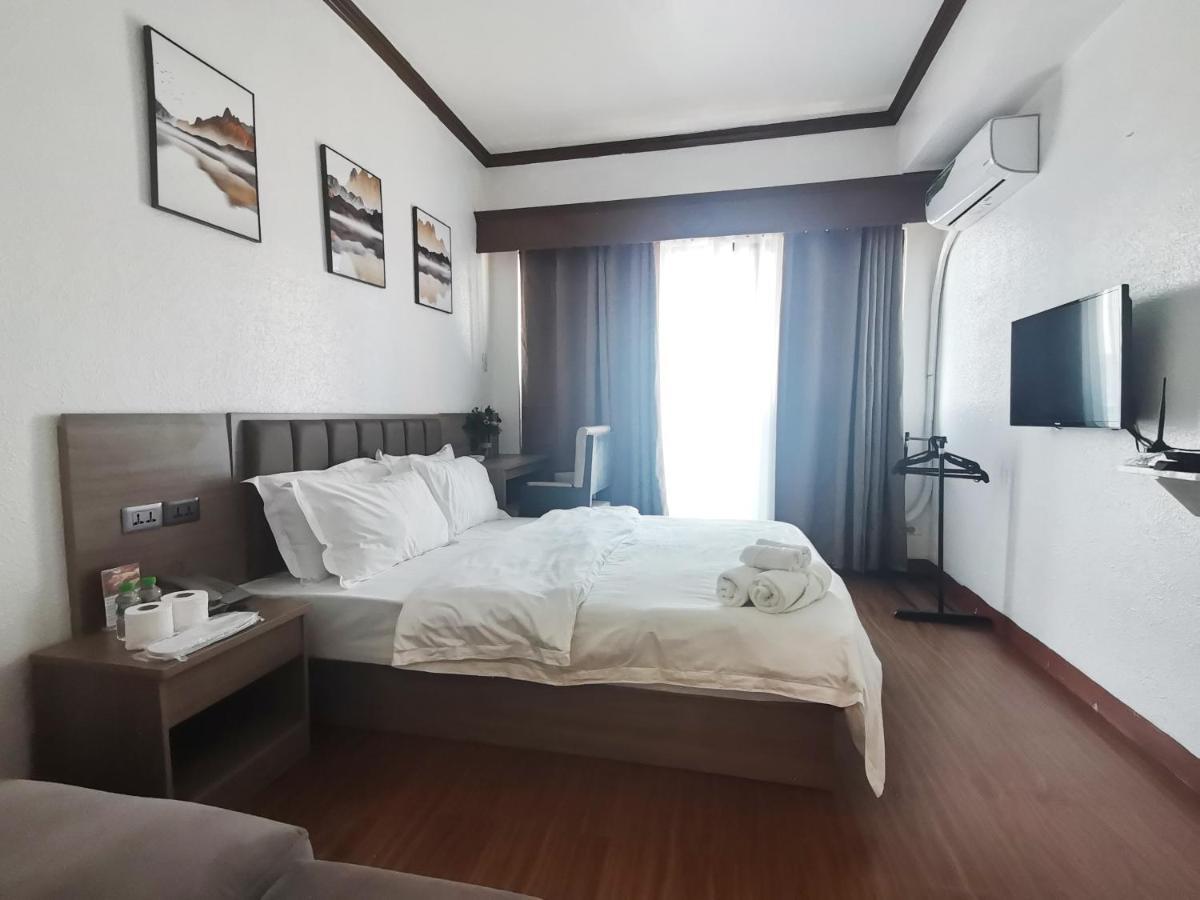Passion Makati Apart otel Makati City Dış mekan fotoğraf