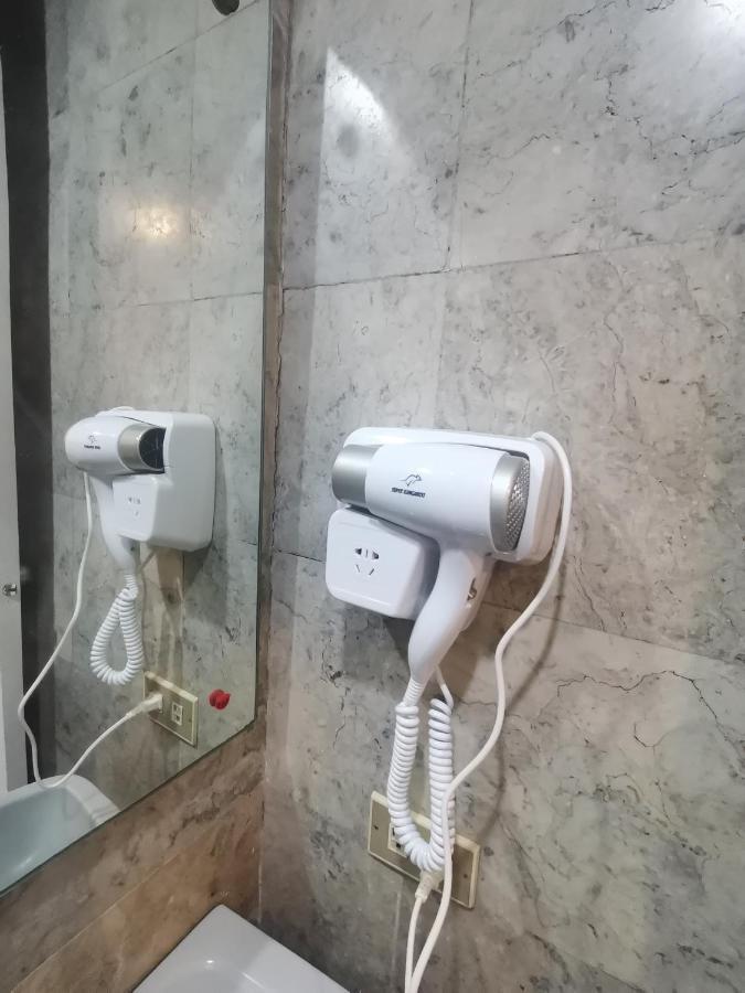 Passion Makati Apart otel Makati City Dış mekan fotoğraf